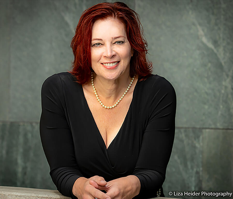 Gina Grahame, author